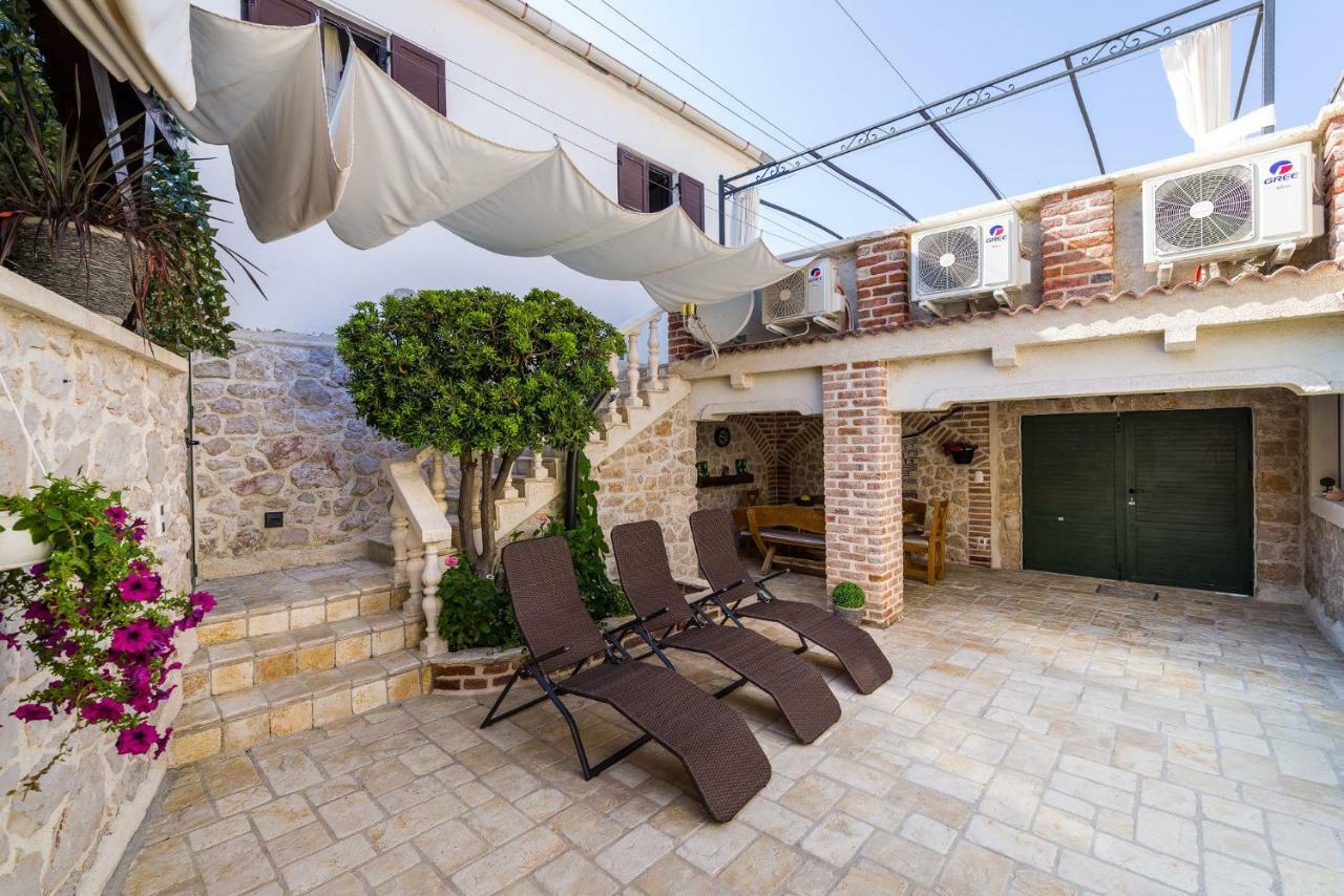 Villa Stone House Ražanac Exterior foto