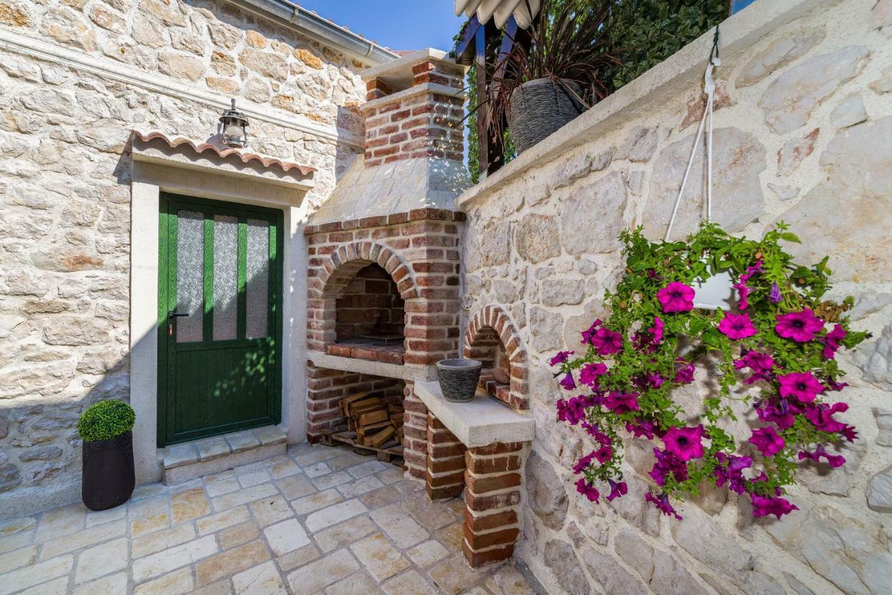 Villa Stone House Ražanac Exterior foto